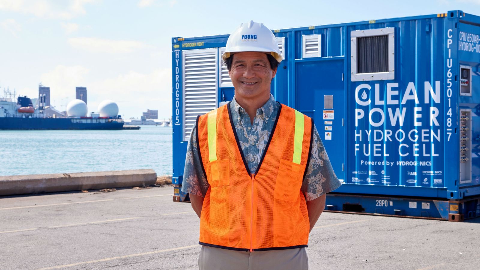Fuel Cell Generates Power for Honolulu Port